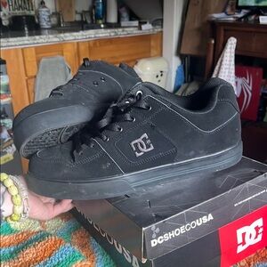 DC Black Sneakers for Everyday Comfort